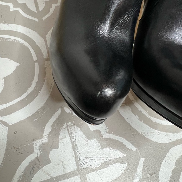 Michael Kors | Haley Boot With Box! - Picture 8 of 15